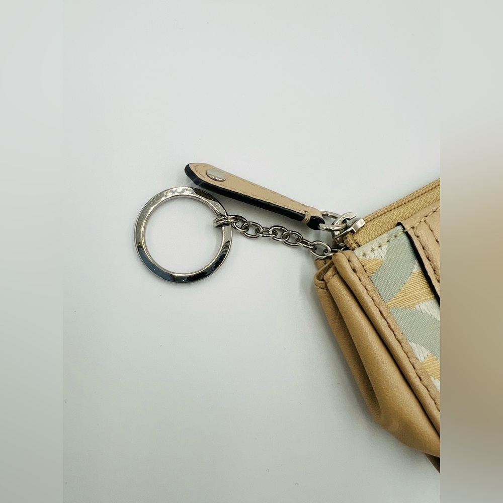 🛑SOLD🛑 Coach Card Case/Keychain - Picture 4 of 5